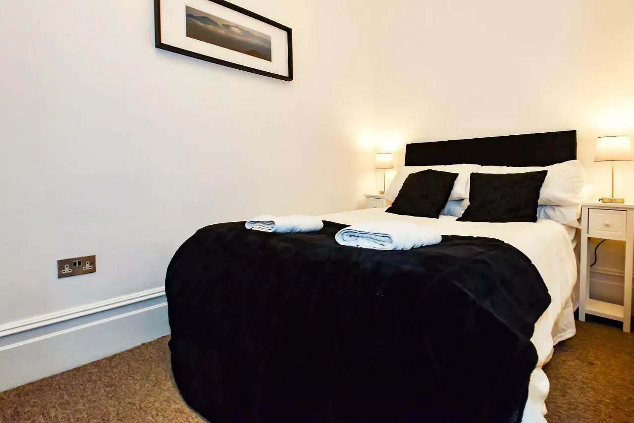 2 Bed Flat Near Town Centre Apartment Bournemouth United Kingdom